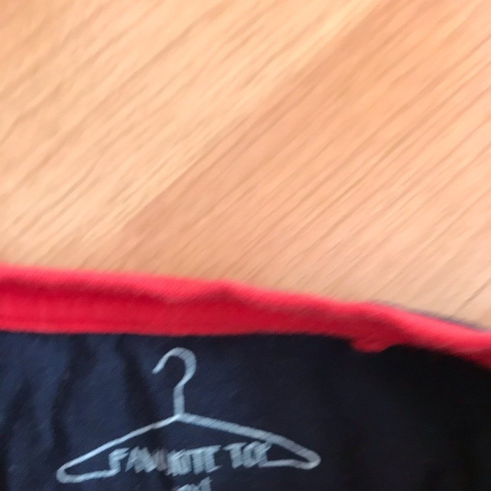 Next top - Picture 2 of 2